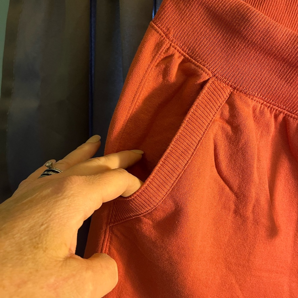Champion Orange sweatpants - Picture 2 of 4